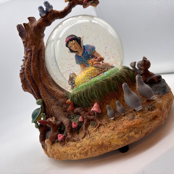 Disney Snow White and Seven Dwarfs Forest and Animals Snow Globe Brahm's Waltz - Picture 11 of 15